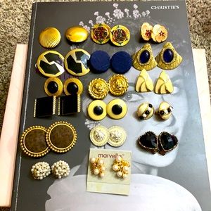 💎Vintage studs earrings💎